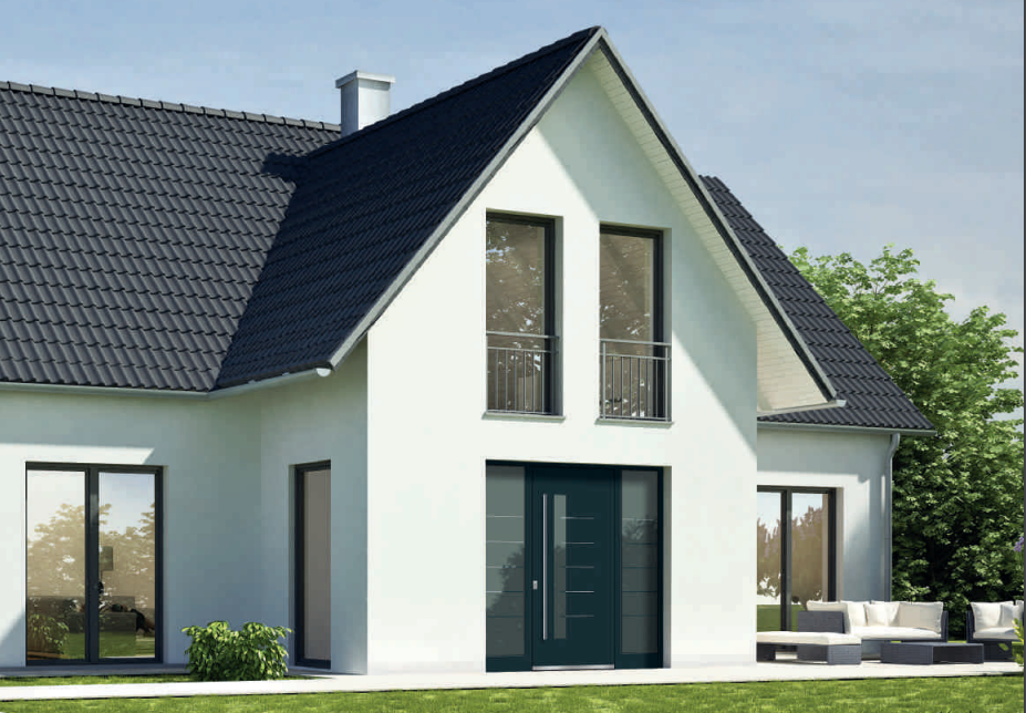 Ein weißes Haus mit großen Fenstern und der eingebauten Haustür Tanis 2